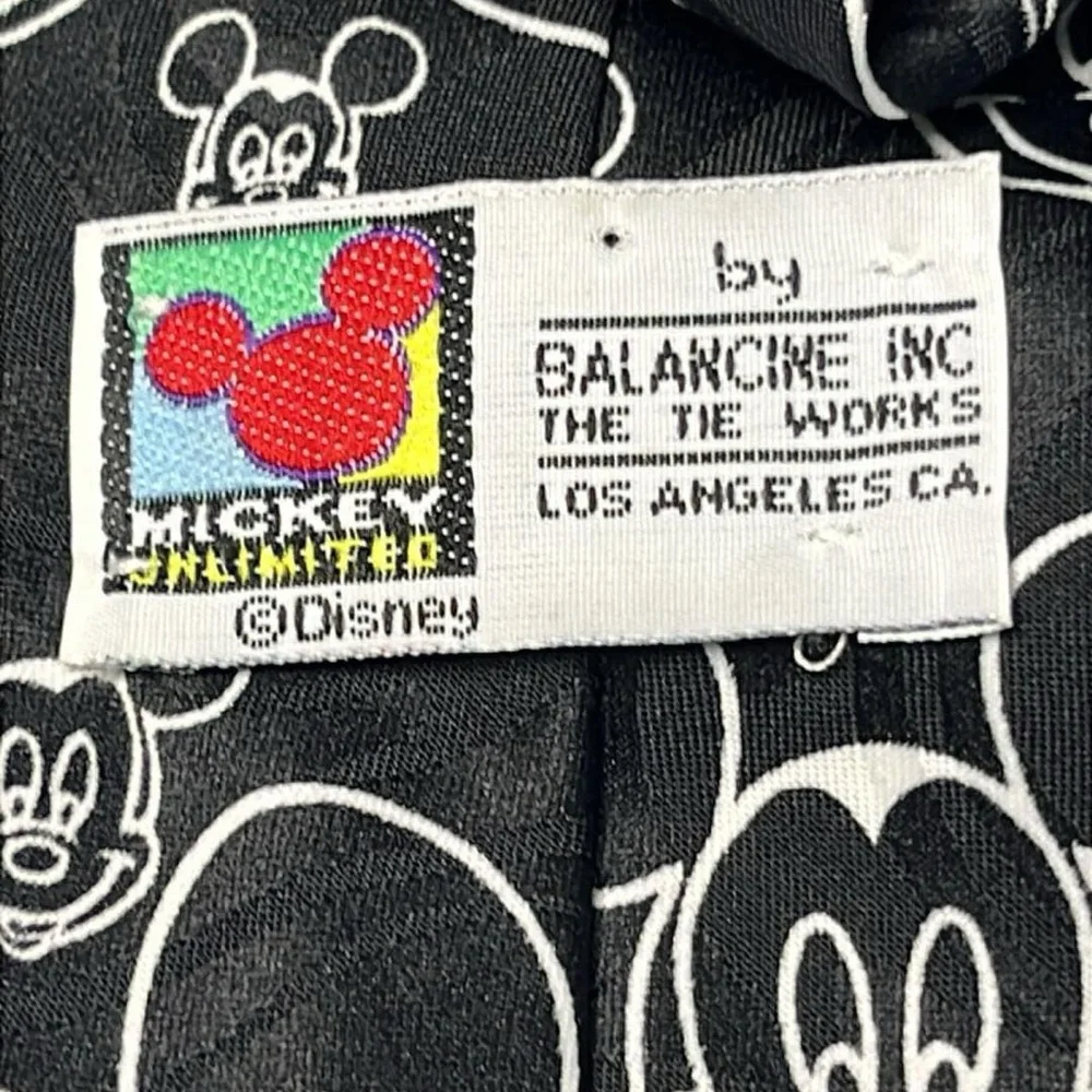 Disney Black and White Mickey Mouse Tie‎